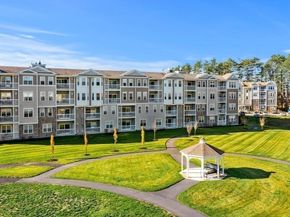 320 Martins Landing 307, North Reading MA 01864