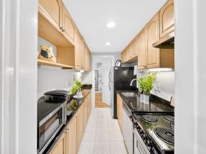 352 Tappan St 1, Brookline MA 02445