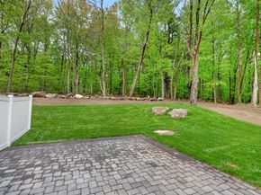72 Westboro Rd 72, Grafton MA 01536