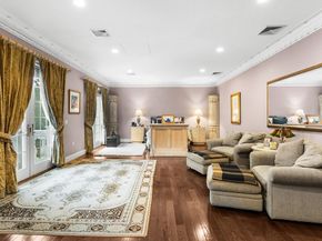6 Steel Rd, Hopedale MA 01747