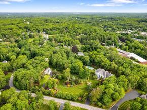 6 Steel Rd, Hopedale MA 01747