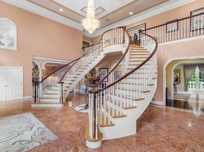 6 Steel Rd, Hopedale MA 01747