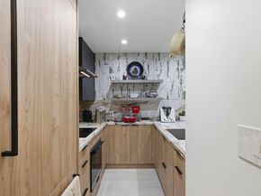 324 Catalpa Street 111, San Mateo CA 94401