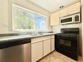652 Rockaway Beach Avenue, Pacifica CA 94044