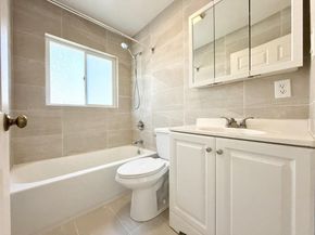 652 Rockaway Beach Avenue, Pacifica CA 94044