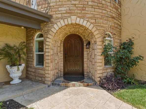 2859 Broken Oak Court, San Jose CA 95148