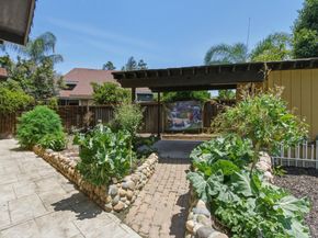 2859 Broken Oak Court, San Jose CA 95148