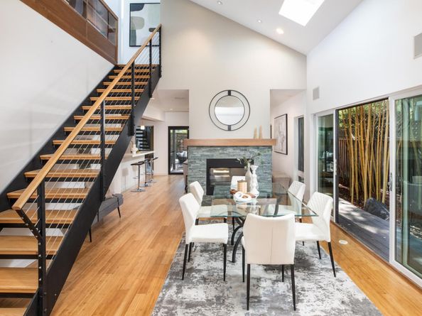 2161 Valparaiso Avenue, Menlo Park CA 94025