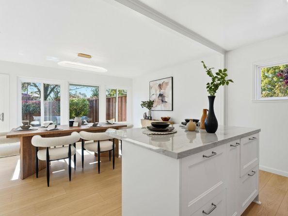 19990 Pear Tree Lane, Cupertino CA 95014