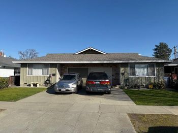 1112 Nottingham Place