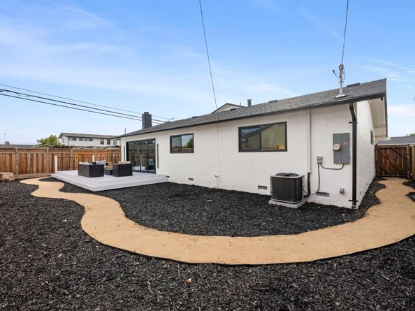 2090 Elmgrove Lane, San Jose CA 95130