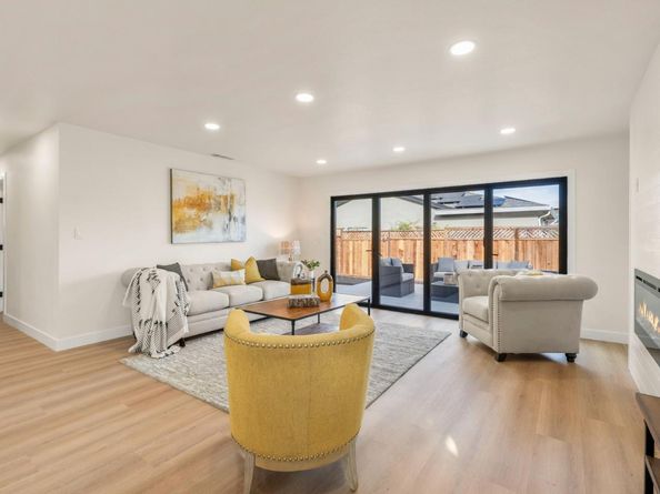 2090 Elmgrove Lane, San Jose CA 95130