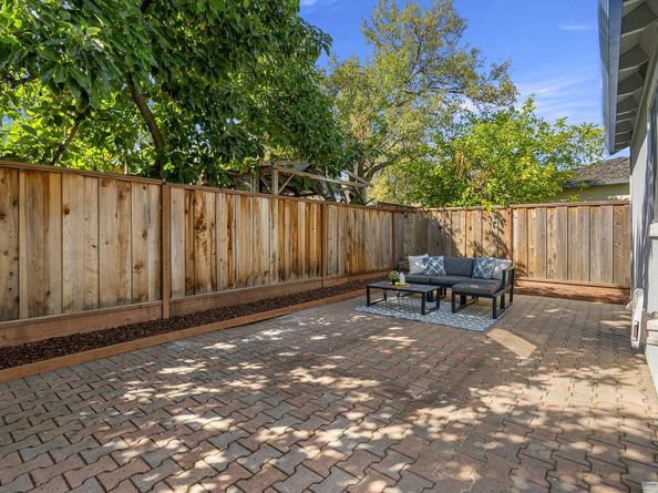 10091 Santa Clara Avenue, Cupertino CA 95014