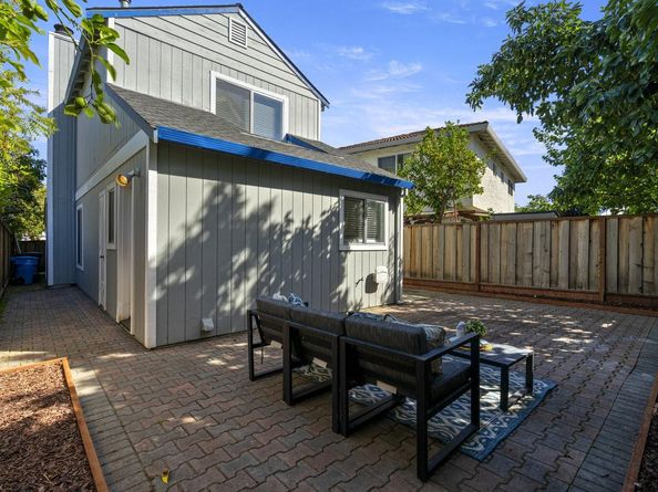 10091 Santa Clara Avenue, Cupertino CA 95014