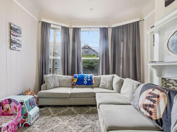 327 Brazil Avenue, San Francisco CA 94112