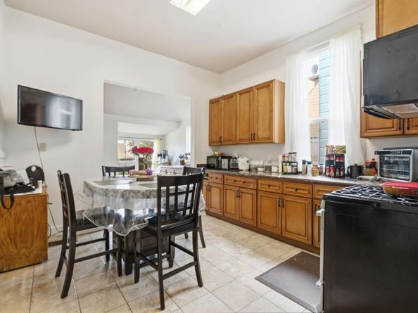 327 Brazil Avenue, San Francisco CA 94112