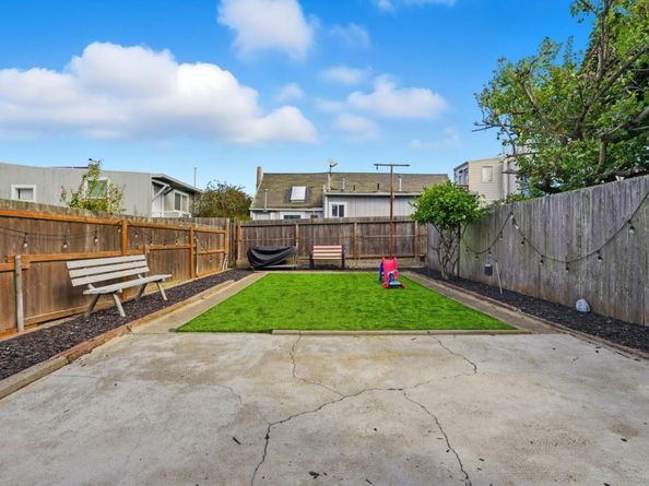 327 Brazil Avenue, San Francisco CA 94112