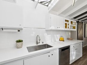 76 Old Spanish Trail, Portola Valley CA 94028