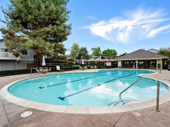 1375 Pinehurst Square, San Jose CA 95117