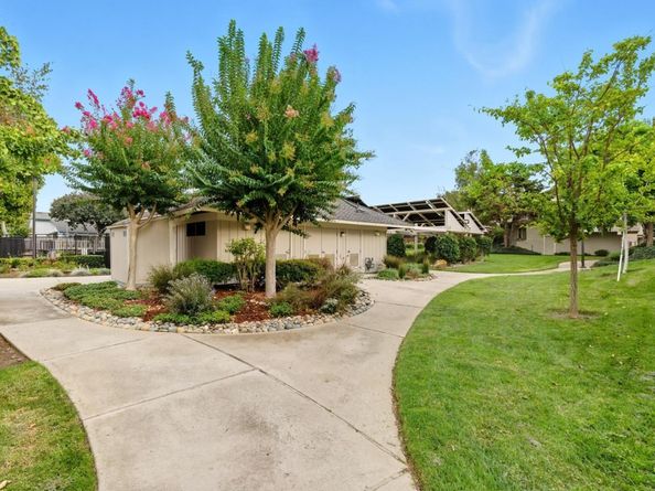 1375 Pinehurst Square, San Jose CA 95117