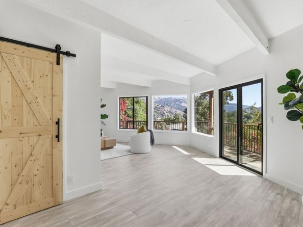 16955 Oakridge Lane, Morgan Hill CA 95037