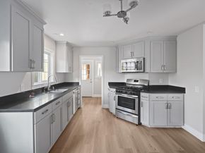 820 Jackson Street, Mountain View CA 94043