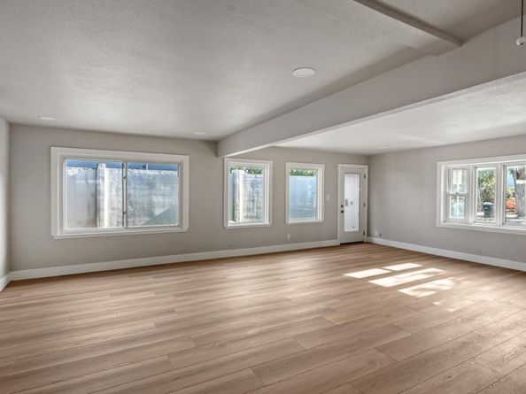 820 Jackson Street, Mountain View CA 94043