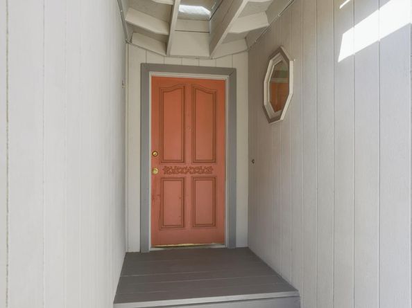 828 Weeks Street, East Palo Alto CA 94303