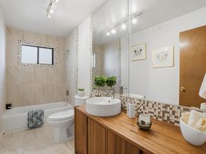 828 Weeks Street, East Palo Alto CA 94303