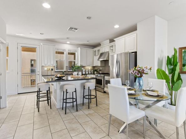 5886 Smoky Quartz Loop, San Jose CA 95123