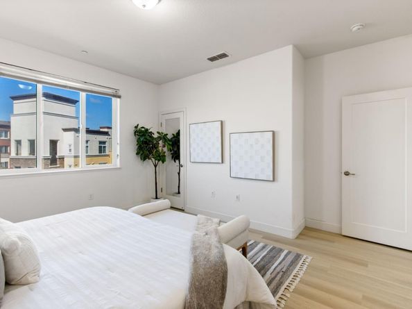 5886 Smoky Quartz Loop, San Jose CA 95123