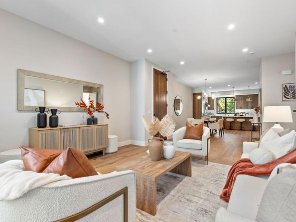 221 Hope Street, Mountain View CA 94041