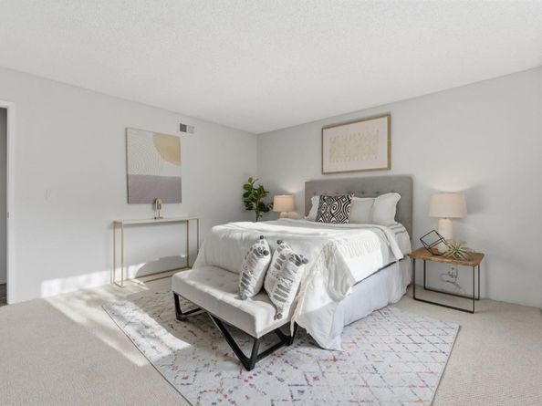 765 San Antonio Road 88, Palo Alto CA 94303