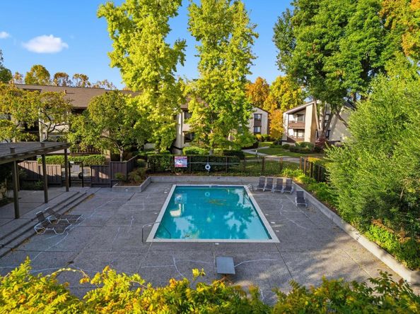 765 San Antonio Road 88, Palo Alto CA 94303