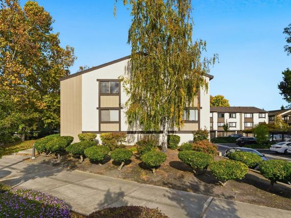 765 San Antonio Road 88, Palo Alto CA 94303