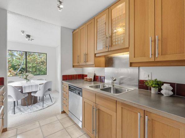 765 San Antonio Road 88, Palo Alto CA 94303