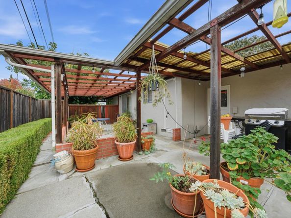 Undisclosed Address #ML82027774, Santa Clara CA 95050