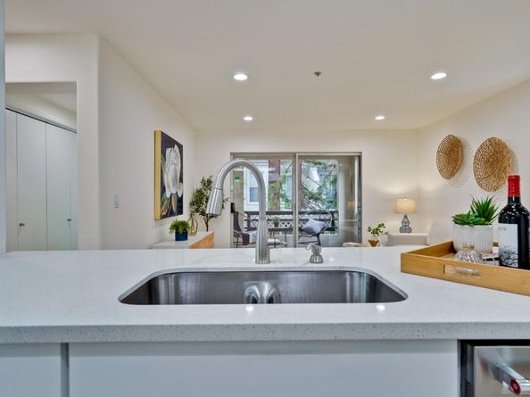 426 Galleria Drive UNIT 8, San Jose CA 95134
