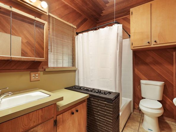 3315 Esmond Avenue, Richmond CA 94805