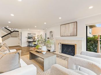 11 Lilly Lane