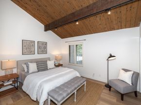 215 Horizon Avenue, Mountain View CA 94043