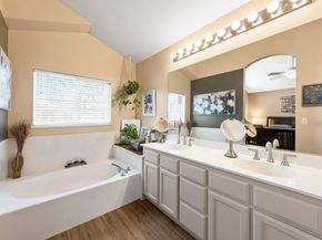 9400 Benbow Drive, Gilroy CA 95020