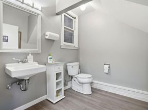 871 Woodside Way, San Mateo CA 94401