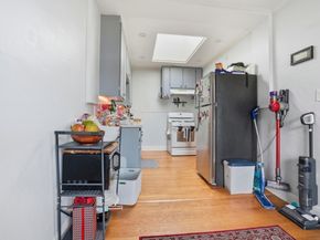 871 Woodside Way, San Mateo CA 94401