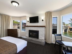 1500 Wharf Road 12, Capitola CA 95010