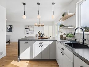 170 Beachview Avenue, Pacifica CA 94044