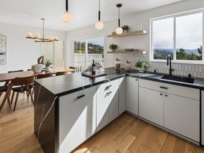 170 Beachview Avenue, Pacifica CA 94044