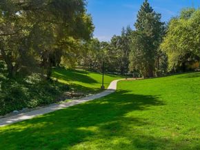 600 Pennsylvania Avenue 14, Los Gatos CA 95030