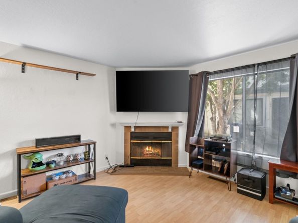 240 Green Meadow Drive B, Watsonville CA 95076
