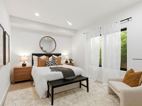 908 woodside, Redwood City CA 94061